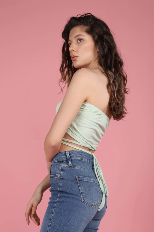 Mint Yeşili Bağcık Detaylı Crop