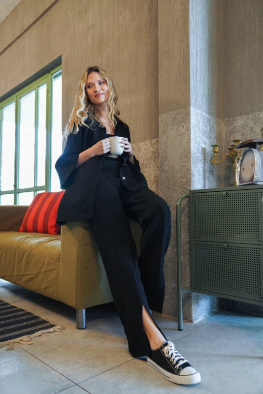 Siyah Fitilli Gömlek Takım