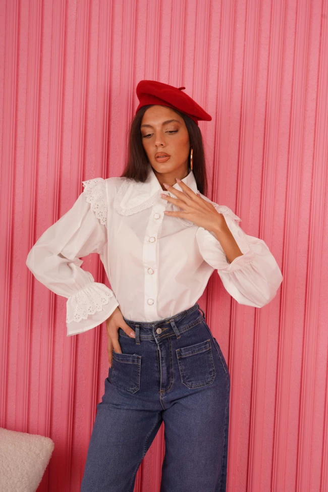 Beyaz Dantel Detaylı Gömlek, Mavi ZR Önü Cepli Jean