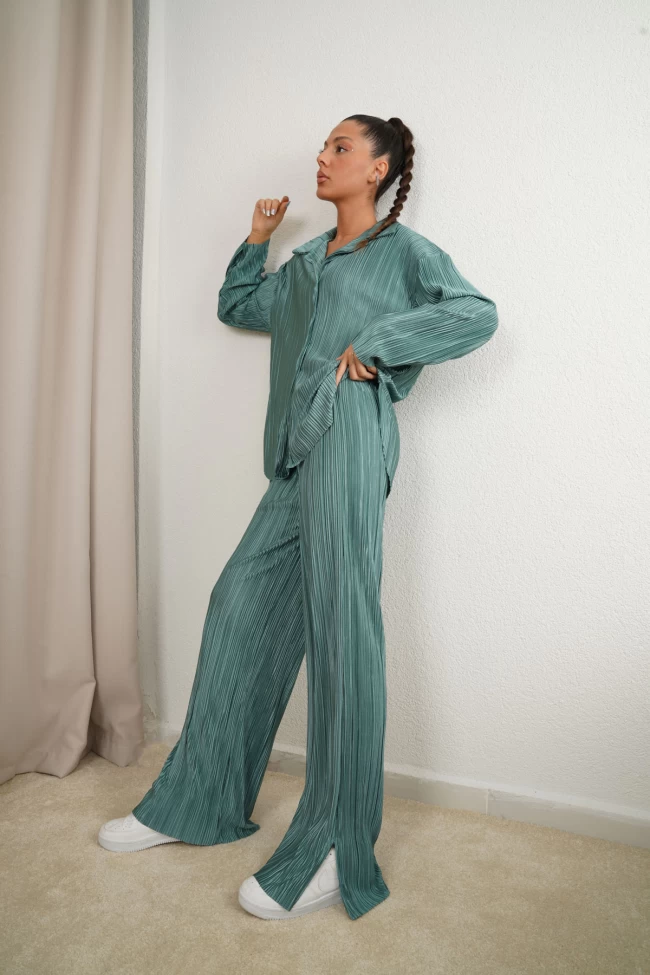 Zümrüt Yeşil Pliseli Gömlek Takım
