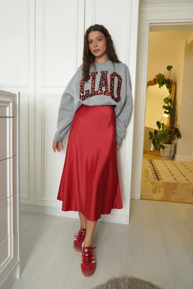 Gri Önü Leopar Desenli Sweatshirt, Bordo Saten Etek