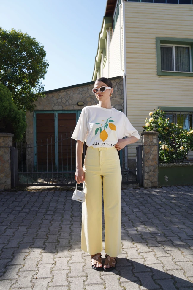 Beyaz Baskılı Oversize T-Shirt, Sarı Orj Marka Wide Leg Jean
