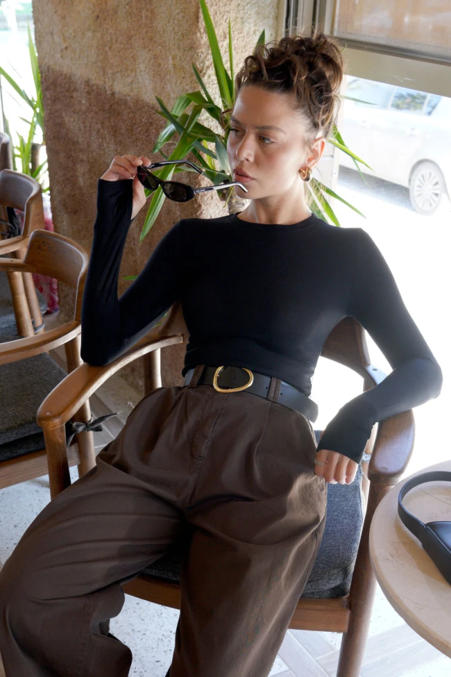 Siyah Orj Marka Parmak Geçirmeli Body