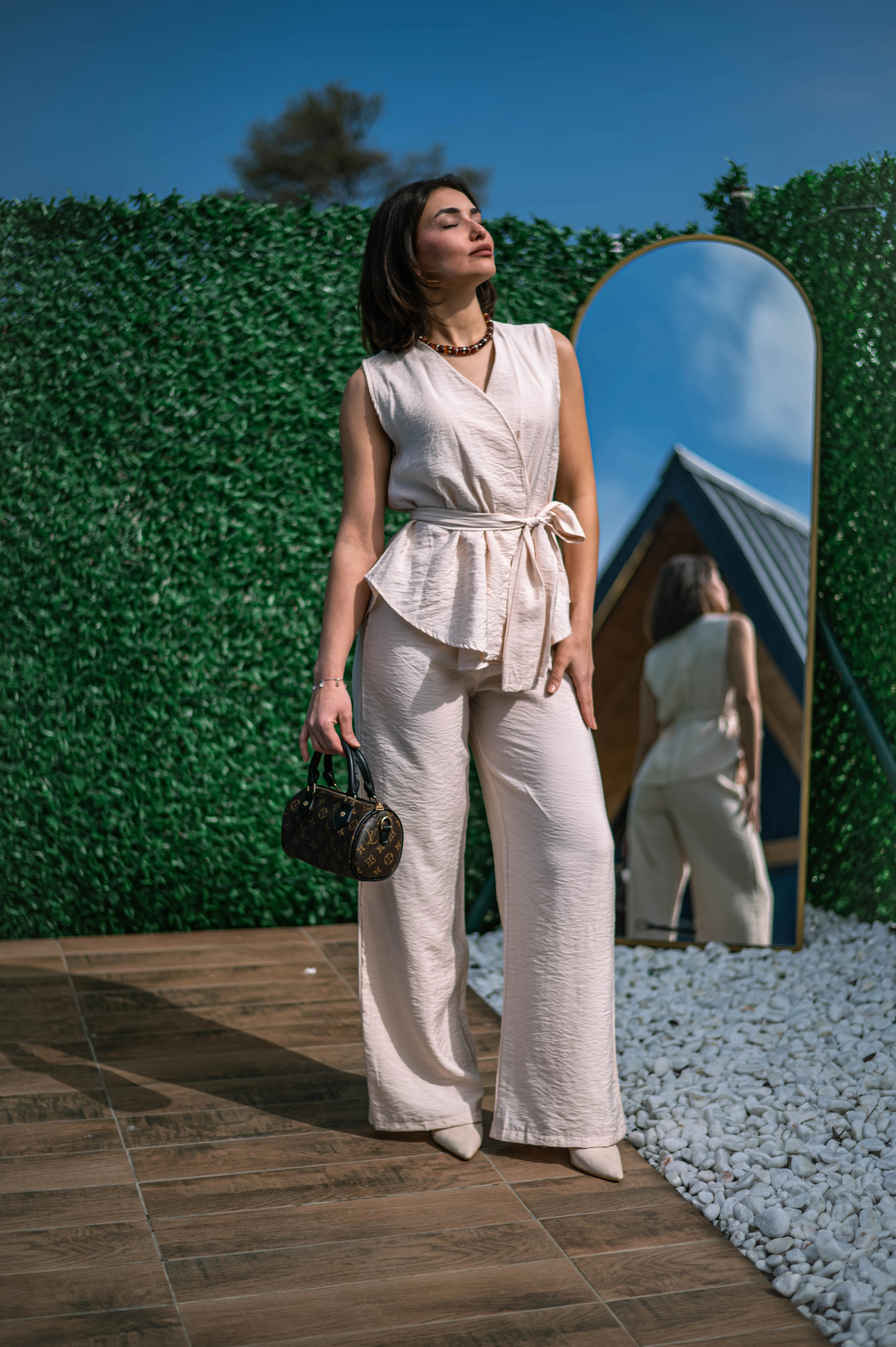 Bej Kolsuz Bağlamalı Takım