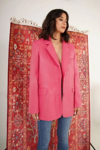 Pembe Deri Ceket