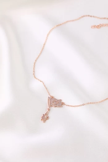 Rose 71-0057 Figürlü Kolye