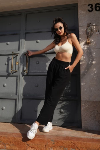 Siyah Düğme Detaylı Keten Pantolon