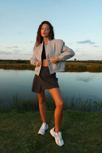 Gri Kaşe Bomber Ceket, Gri Asimetrik Pileli Etek