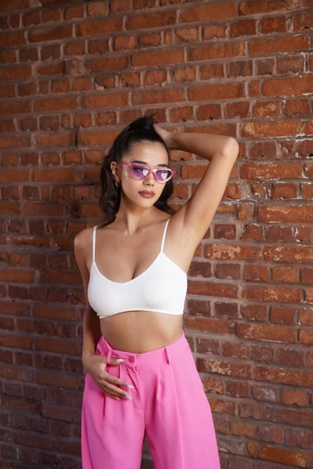 Pembe Arkası Lastikli Palazzo Pantolon, Beyaz V Yaka İp Askılı Crop