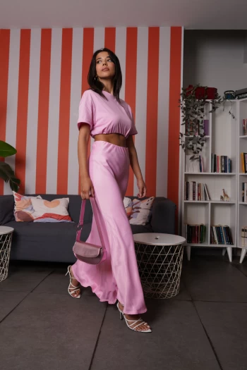Pembe Basic Crop T-Shirt, Pembe Uzun Saten Etek