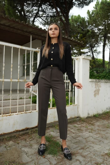 Acı Kahve Pensli Pantolon, Siyah Teddy Hırk