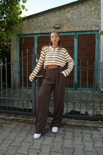 Kahverengi Çizgili Vatkalı Hırka, Acı Kahve Palazzo Pantolon
