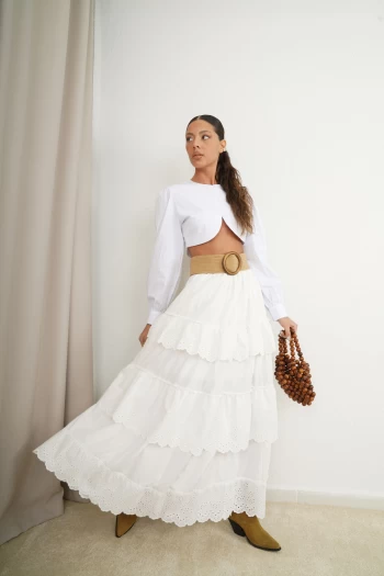 Beyaz Dantel Detaylı Fisto Etek, Beyaz Bisiklet Yaka Gömlek