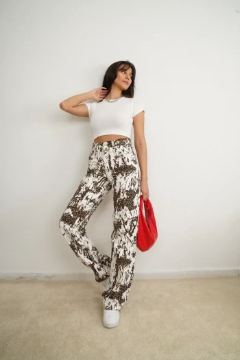 Ekru ZR Croptop, Beyaz ZR Desenli Wide Leg Jean