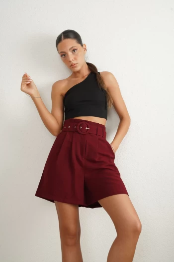Bordo Kemerli Şort