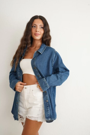 Beyaz ZR Yırtık Jean Şort, Mavi Jean Gömlek