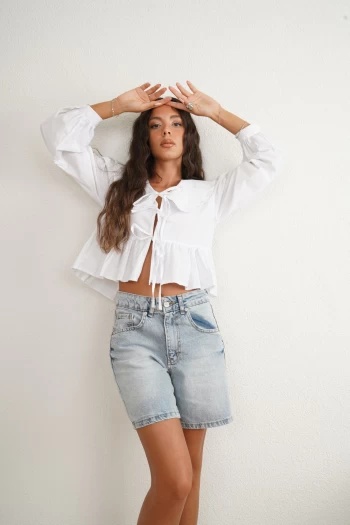 Buz Mavisi ZR Jean, Beyaz Bebe Yaka Gömlek