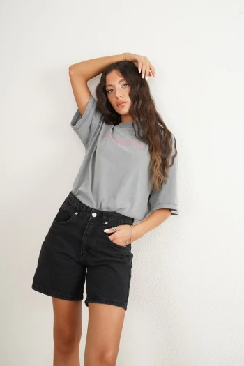 Siyah ZR Jean Şort, Gri Yıkama Detaylı T-Shirt
