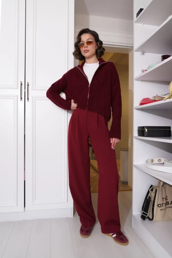 Bordo Palazzo Pantolon, Beyaz Uzun Kollu Crop, Bordo Zr Triko Hırka