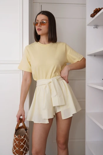 Sarı Kısa Kol T-Shirt, Sarı Gömlek Bağlamalı Şort