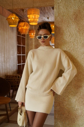 Ekru Sakallı Etek Takım