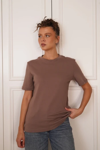 Kahverengi Kısa Kol T-Shirt