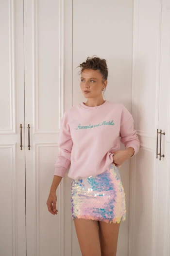 Pembe Nakışlı Sırt Detaylı Sweatshirt
