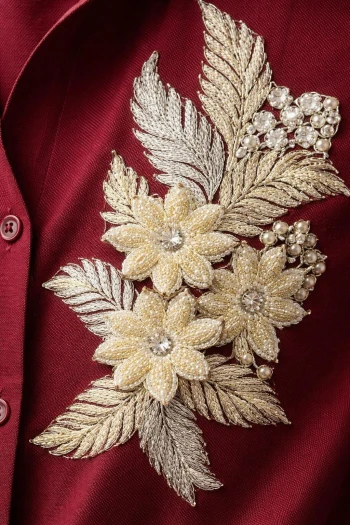 Bordo Çiçek Detaylı Gömlek