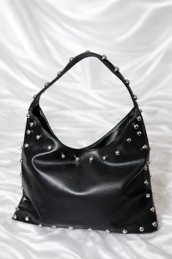 Siyah Zımba Detaylı Omuz Çantası